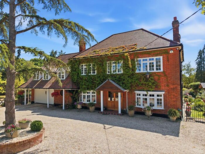 4 Bedroom Detached House For Sale In Hawkswood Road, Downham, CM11