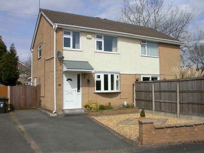 3 Bedroom Semi-Detached House To Rent In Swan Close, Poynton, SK12