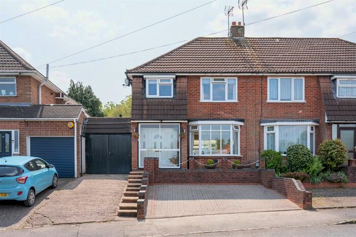 3 Bedroom Semi-Detached House For Sale In Withybed Lane, Alvechurch, B48