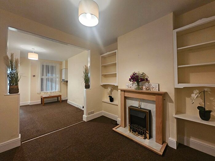 3 Bedroom Property To Rent In Hilton Road, Newton Abbot, TQ12