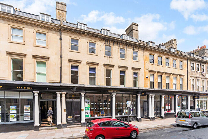 3 Bedroom Flat For Sale In Wood Street, Bath, BA1