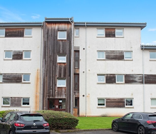 2 Bedroom Apartment For Sale In Strathclyde Gardens, Cambuslang, G72