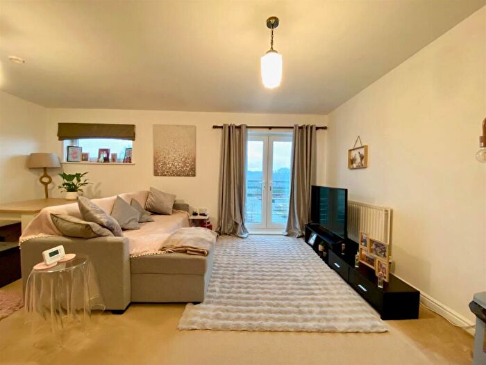 2 Bedroom Apartment For Sale In The Gate, Halifax Road, Birchencliffe, HD3