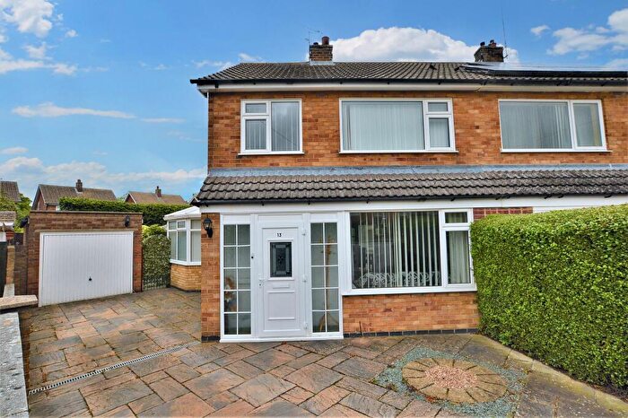 3 Bedroom Semi-Detached House For Sale In Caledonian Road, Stamford, PE9