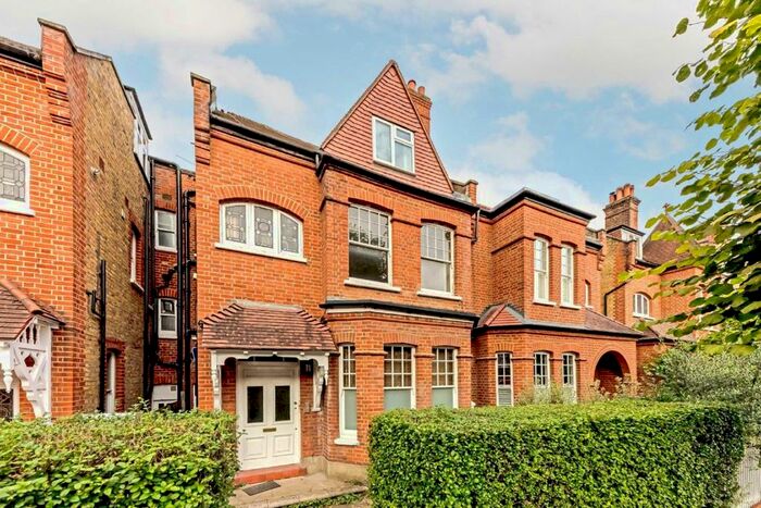 2 Bedroom Flat To Rent In Esmond Road, London, W4