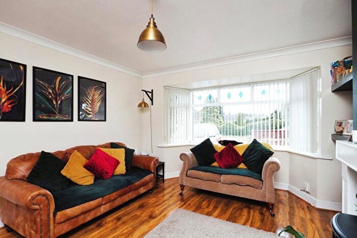 2 Bedroom Semi-Detached House For Sale In Nottingham Road, Hucknall, Nottingham, Nottinghamshire, NG15