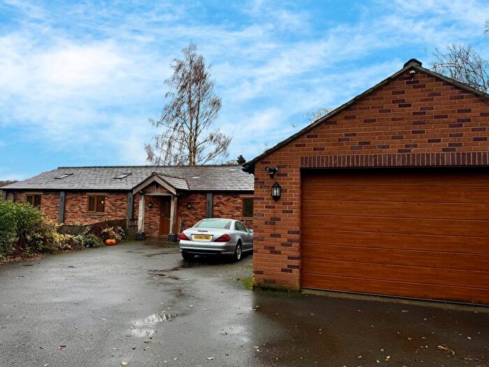 5 Bedroom House To Rent In School Lane, Eaton, Congleton, CW12