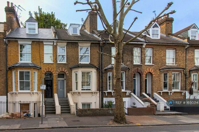 1 Bedroom Flat To Rent In Tredegar Road, London, E3