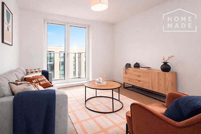 2 Bedroom Flat To Rent In The Slate Yard, M3