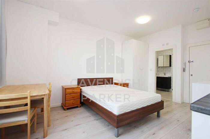 Studio To Rent In Holloway Road, Holloway, London, N7