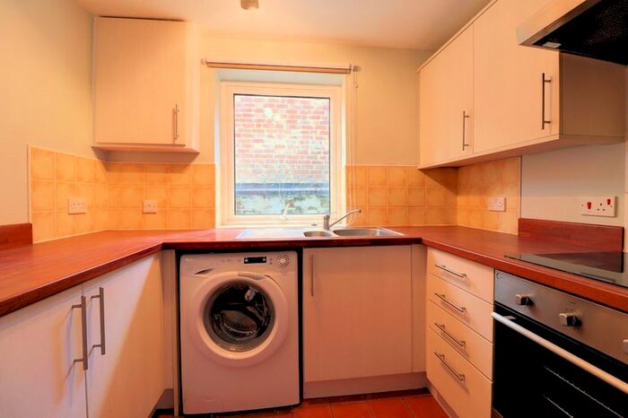 2 Bedroom Flat To Rent In Queens Road, Cheltenham, GL50
