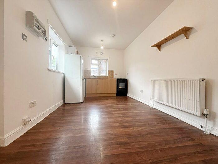 Studio To Rent In Dunstable, LU6