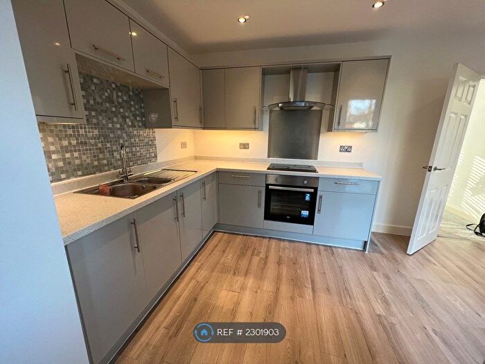 3 Bedroom Semi-Detached House To Rent In Taylor Avenue, Ormskirk, L39