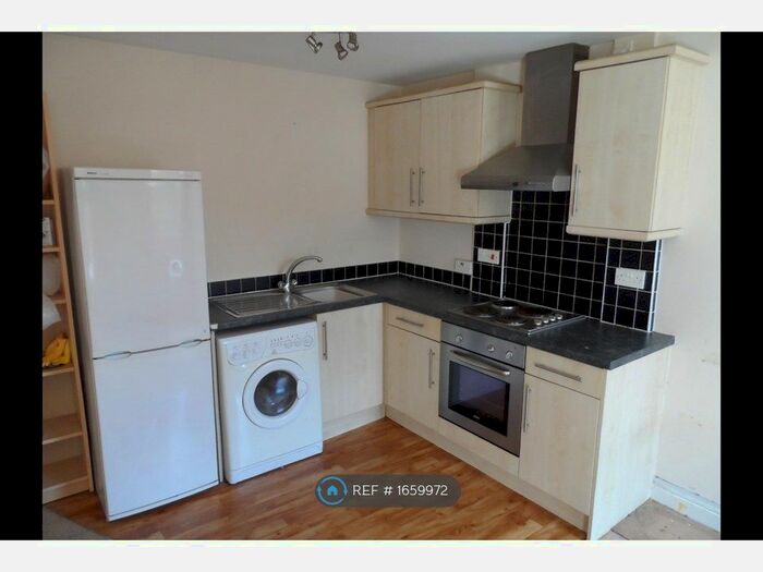 1 Bedroom Flat To Rent In The Lofts, Huddersfield, HD1
