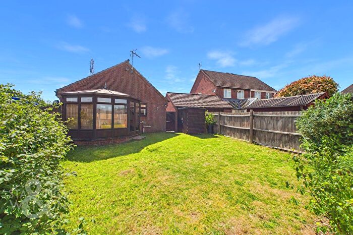 2 Bedroom Detached Bungalow For Sale In Gunton Road, Loddon, Norwich, NR14
