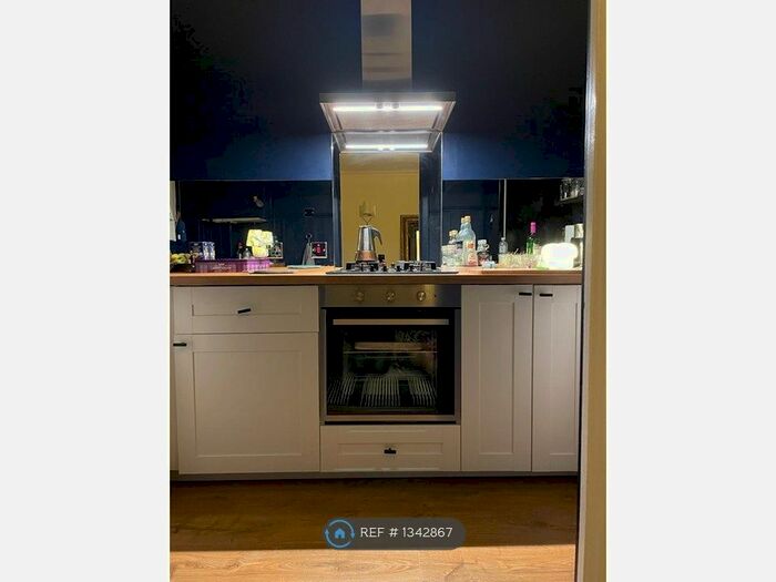 1 Bedroom Flat To Rent In Oakland's Road, Bromley, BR1