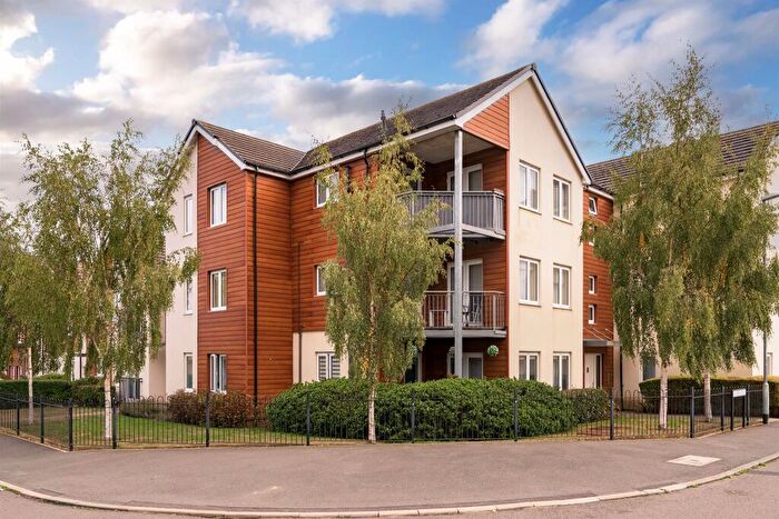 2 Bedroom Flat For Sale In Harris Road, Corby, NN17