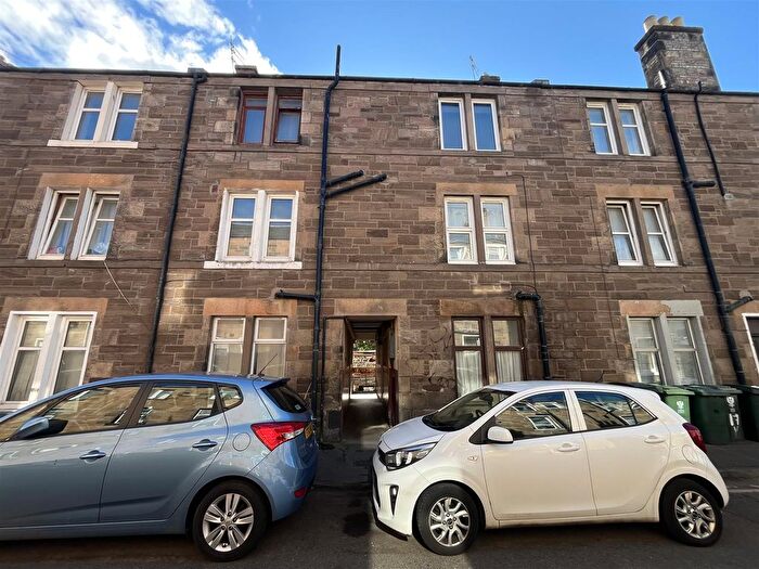 1 Bedroom Flat To Rent In Inchaffray Street, Perth, PH1