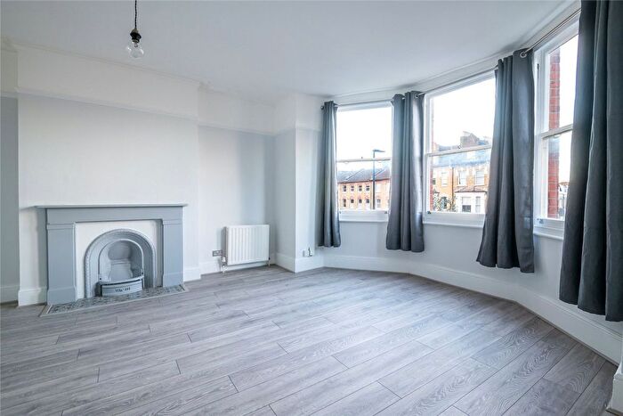 1 Bedroom Flat To Rent In Dulwich Road, London, SE24
