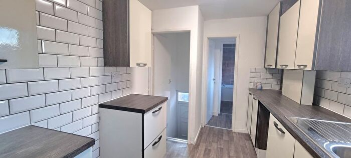 3 Bedroom Flat To Rent In Westbourne Avenue, Gateshead, NE8
