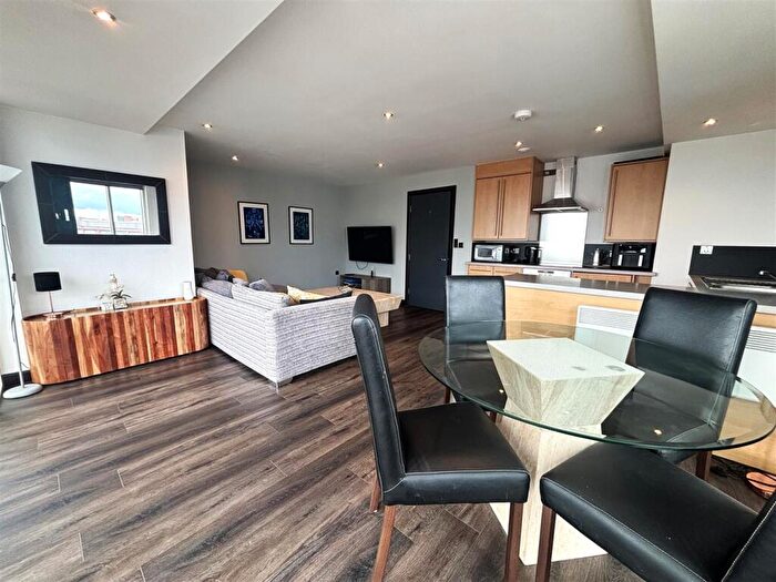 2 Bedroom Apartment To Rent In Apartments, Albion Street, Leeds, K2