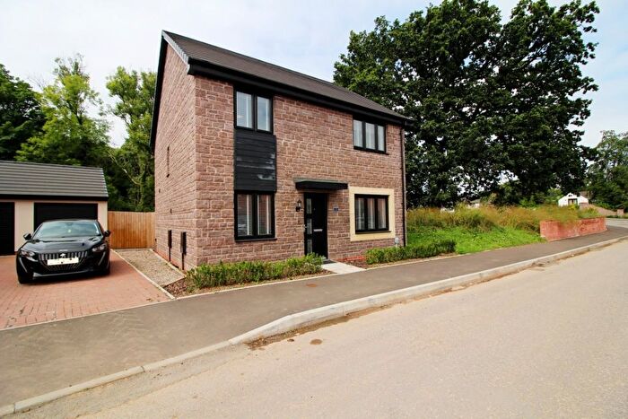 4 Bedroom Detached House To Rent In Llys Illtern, Capel Llanilltern, Cardiff, CF5