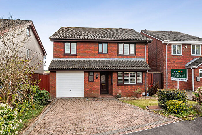 4 Bedroom Detached House For Sale In Claymans Pathway, Ivybridge, PL21