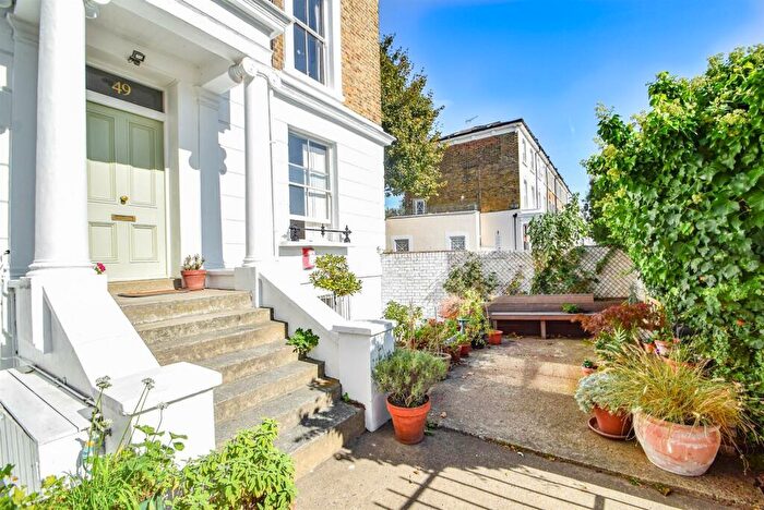 1 Bedroom Apartment To Rent In Mildmay Grove North, London, N1