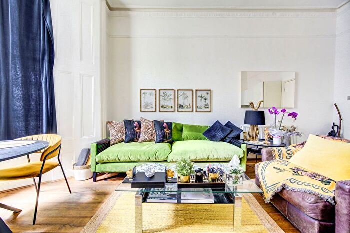 1 Bedroom Flat To Rent In Finborough Road, London, SW10