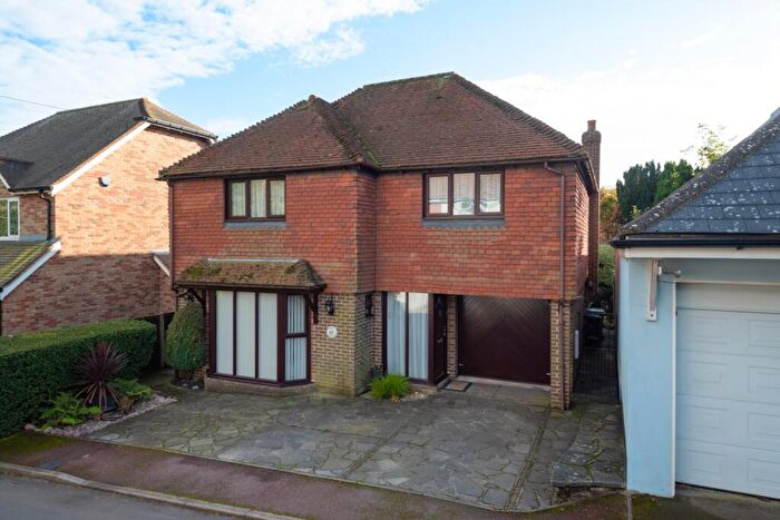4 Bedroom Detached House For Sale In Hill Green Road, Stockbury, ME9