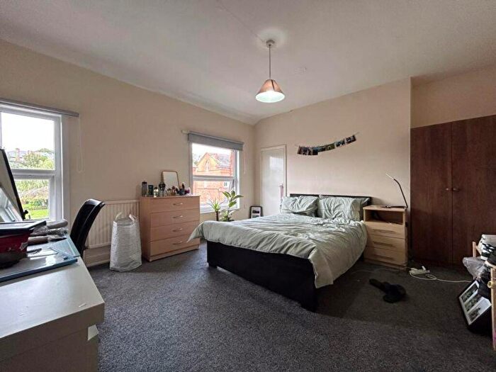 5 Bedroom House To Rent In Portland Road, Nottingham, NG15