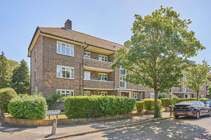 1 Bedroom Flat For Sale In Sycamore Road, Wimbledon, SW19