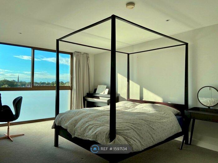 2 Bedroom Flat To Rent In Petersfield House, Cambridge, CB1