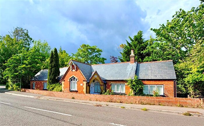 2 Bedroom Detached Bungalow For Sale In All Saints Road, Lymington, Hampshire, SO41