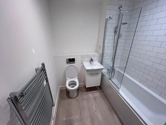 2 Bedroom Flat To Rent In Eden Avenue, Belgrave Village, Birmingham, B12