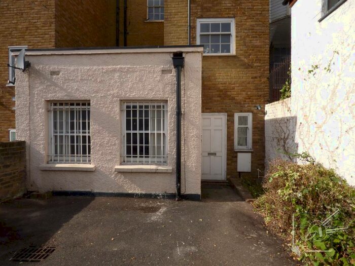 Studio To Rent In Harmer Street, Gravesend, DA12