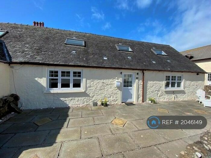 3 Bedroom Semi-Detached House To Rent In Chapelton Mains, Seamill, West Kilbride, KA23