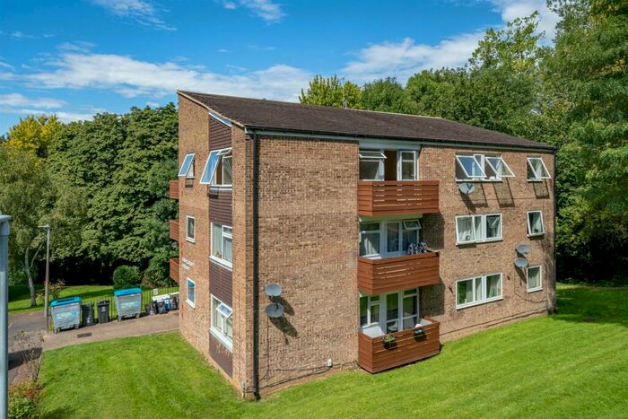 1 Bedroom Flat To Rent In Fern Drive, Hemel Hempstead, HP3