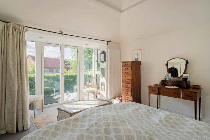 4 Bedroom Detached House For Sale In Back Lane, Marlborough, SN8