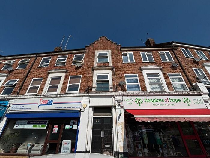 2 Bedroom Flat To Rent In Western Parade, Reigate, RH2
