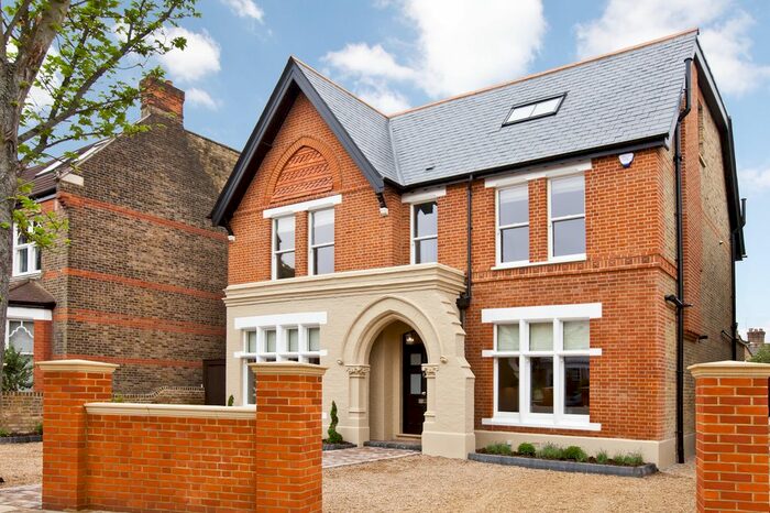 6 Bedroom Detached House To Rent In Woodville Road London, Epc C, W5