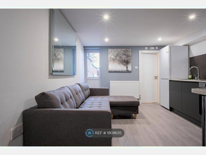 Studio To Rent In Gradwell Street, Stockport, SK3