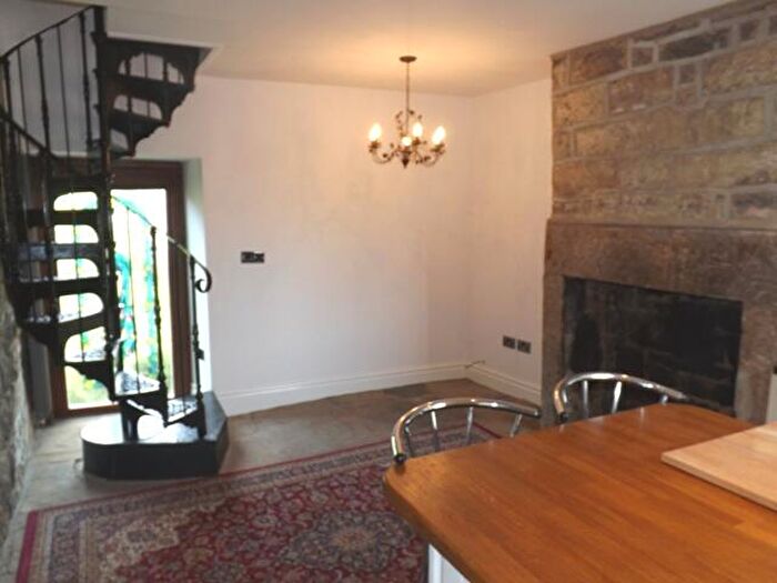 1 Bedroom End Of Terrace House To Rent In Worrall Road, Sheffield, S6