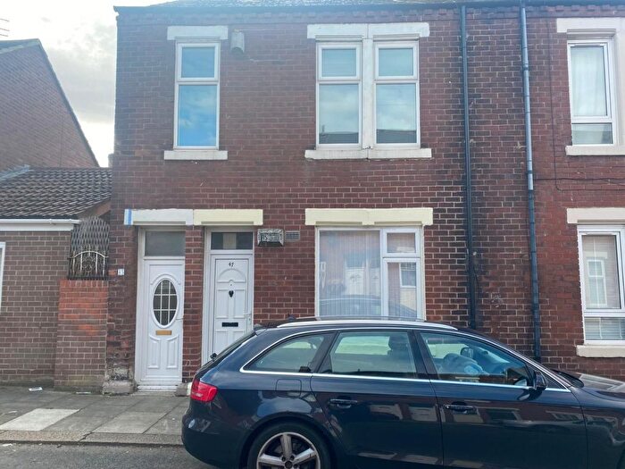 2 Bedroom Flat To Rent In Collingwood Street, South Shields, Tyne And Wear, NE33