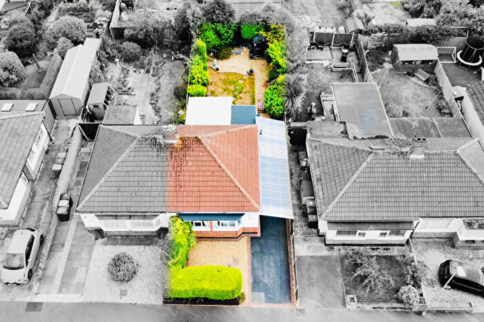 2 Bedroom Semi-Detached Bungalow For Sale In Carmen Grove, Groby, LE6