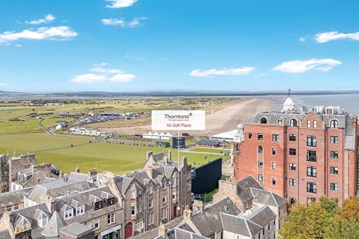 2 Bedroom Flat For Sale In Golf Place, St Andrews, KY16