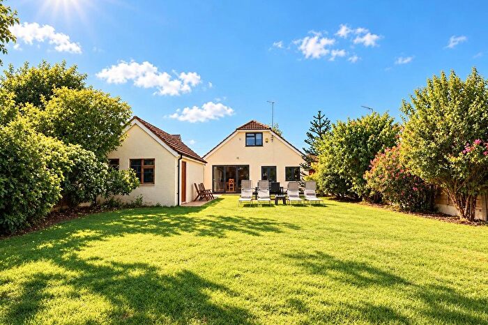 4 Bedroom Detached House For Sale In Lumby Drive, Poulner, Ringwood, BH24