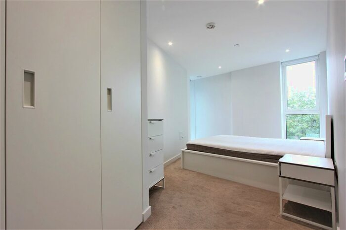 1 Bedroom Flat To Rent In Skylark Point, Newnton Close, London, N4