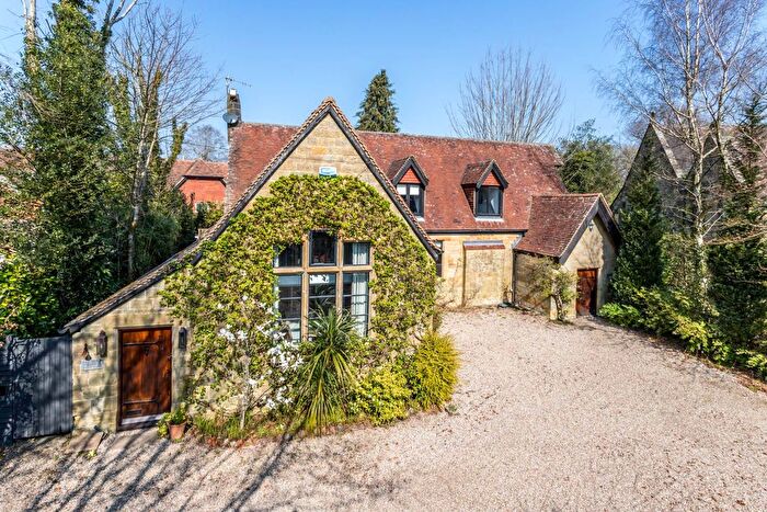 4 Bedroom Detached House For Sale In Langton Road, Langton Green, Tunbridge Wells (No Chain), TN3