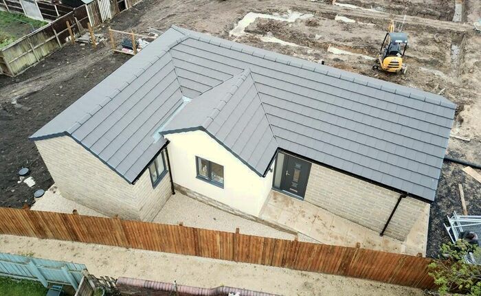 2 Bedroom Detached Bungalow To Rent In Southwell Road, Rawmarsh, S62